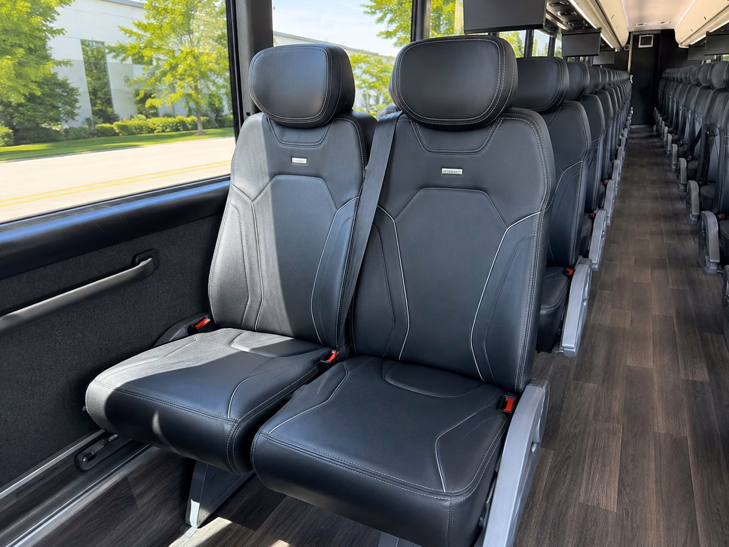 bridal party transportation from hotels to hesperia wedding venues